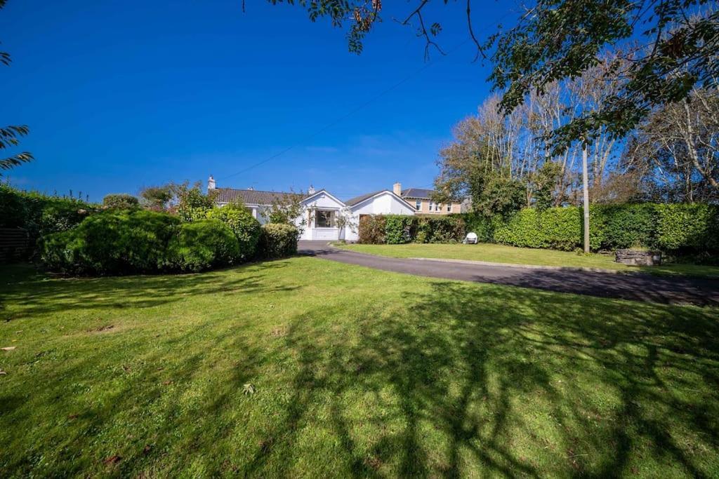 The Moorings- Near The Sea Villa Tramore Kültér fotó